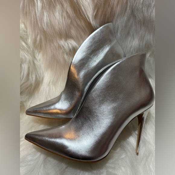 Aldo Silver Ankle Boots - Picture 13 of 13